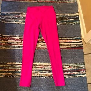 Hot pink yoga pants / leggings